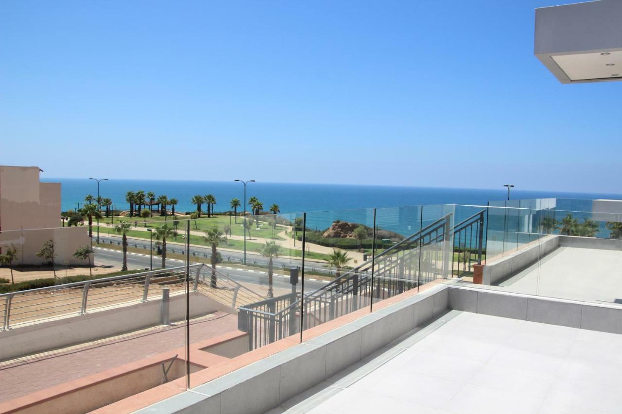 Вилла Seascape Terraces Нетания Экстерьер фото